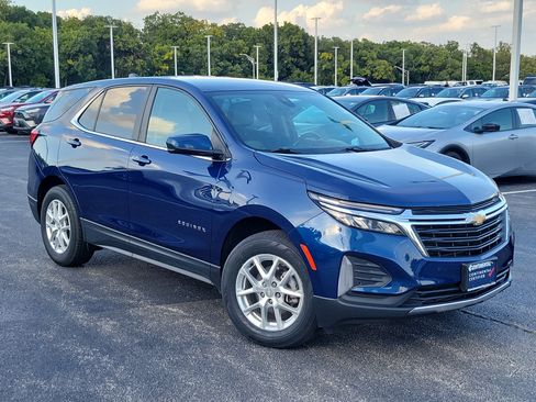 Used 2022 Chevrolet Equinox LT w/ Driver Convenience Package image 36