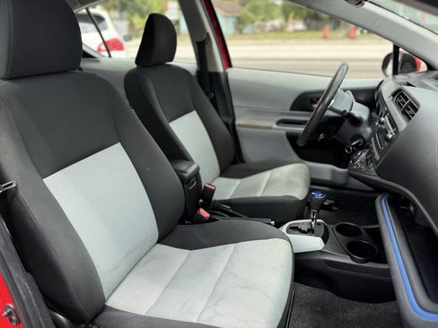 Used 2013 Toyota Prius C Two FWD image 23