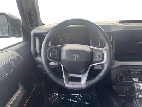 Used 2023 Ford Bronco Badlands AWD/4WD image 12