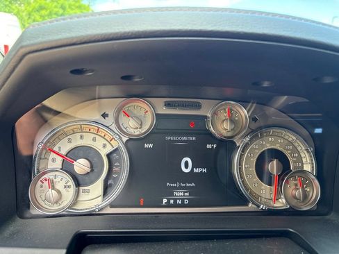 Used 2018 RAM 3500 Laramie Longhorn w/ Snow Chief Group AWD/4WD image 11