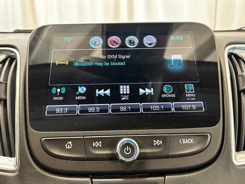 Used 2016 Chevrolet Malibu LT w/ Leather Package FWD image 17