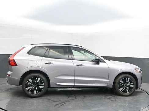 New 2026 Volvo XC60 B5 Core w/ Climate Package image 8