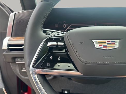 New 2026 Cadillac Escalade ESV Platinum Luxury w/ LPO, Floor Liner Package AWD/4WD image 38