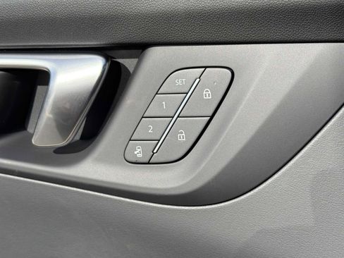 New 2026 Buick Enclave Preferred w/ Power Package FWD image 16