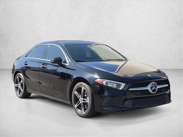 Used 2022 Mercedes-Benz A 220 w/ Premium Package Lite image 3