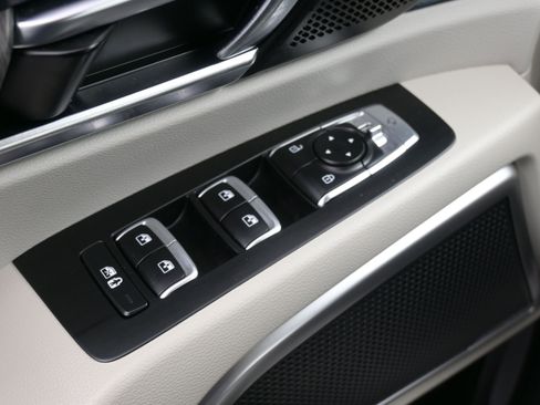 Used 2024 Kia Telluride EX w/ EX Captain's Chair Package image 27