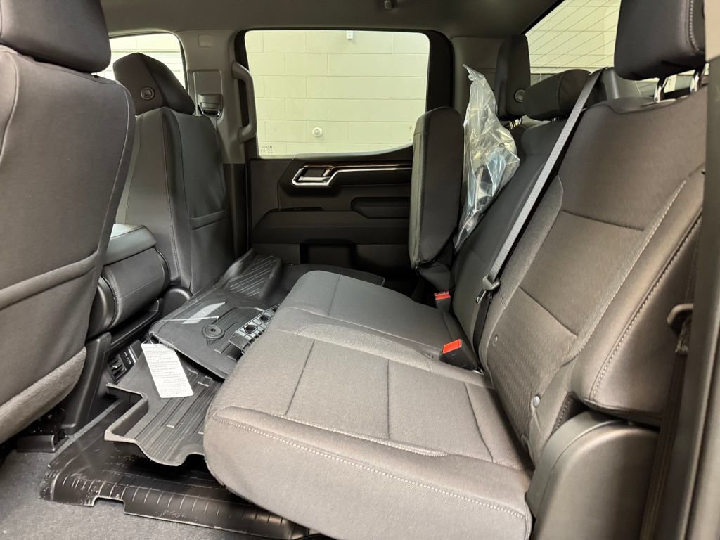 New 2026 GMC Sierra 1500 SLE AWD/4WD image 17
