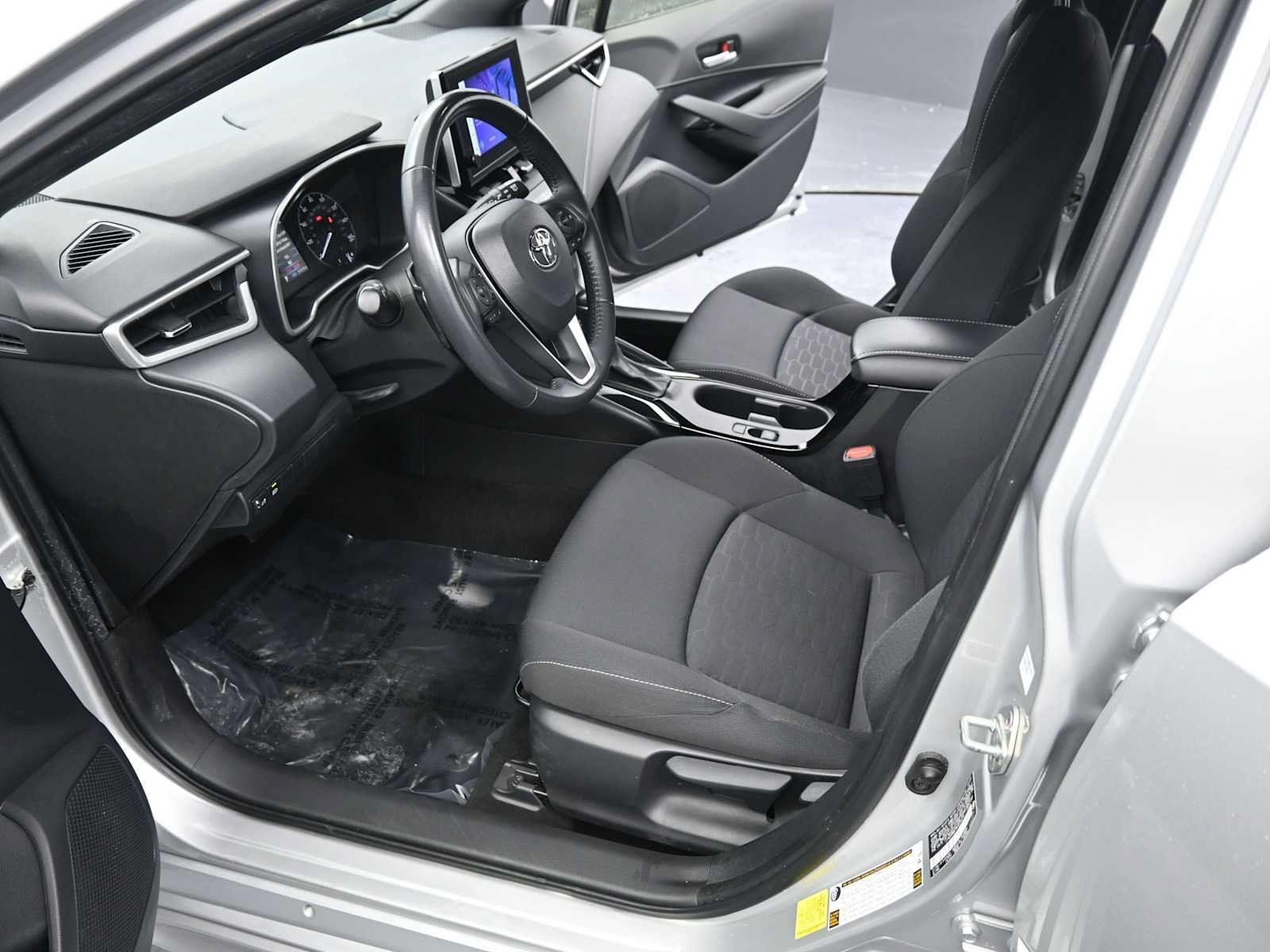 Used 2024 Toyota Corolla SE FWD image 12