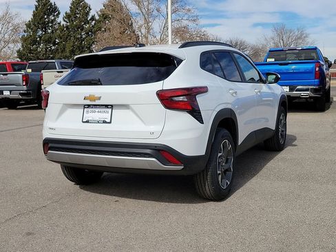 New 2026 Chevrolet Trax LT w/ Driver Confidence Package image 10