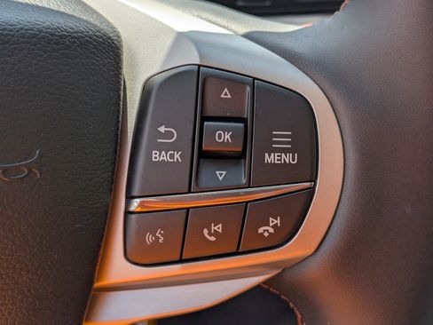 New 2026 Ford Explorer Active RWD image 20