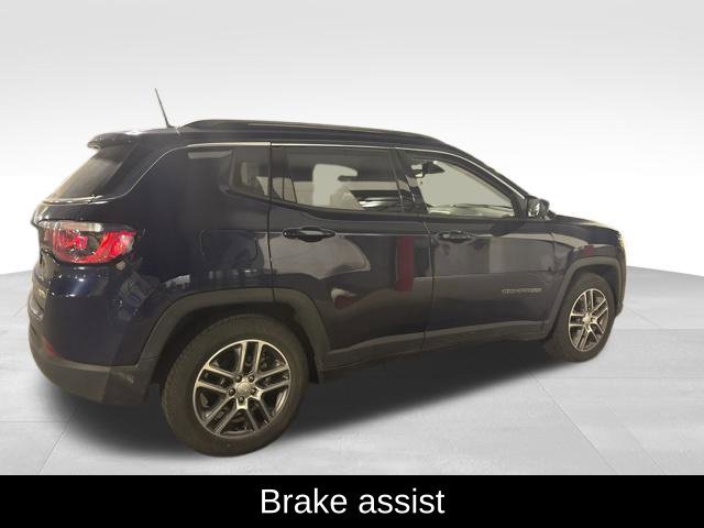 Used 2020 Jeep Compass Latitude FWD image 18