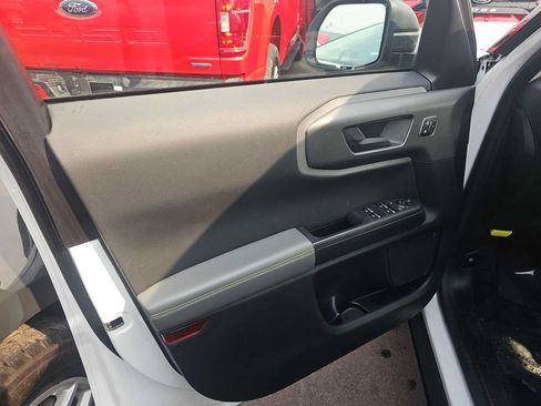 Used 2025 Ford Bronco Sport Badlands w/ Sasquatch Badlands Package AWD/4WD image 16