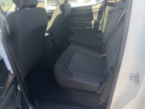 Used 2024 Ford Ranger XL image 12