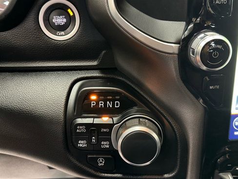 Used 2020 RAM 1500 Big Horn AWD/4WD image 16