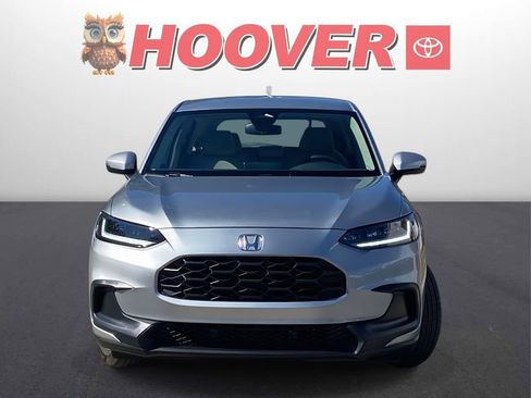 Used 2025 Honda HR-V LX image 8