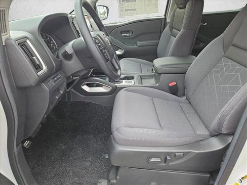 New 2026 Nissan Frontier SV AWD/4WD image 3