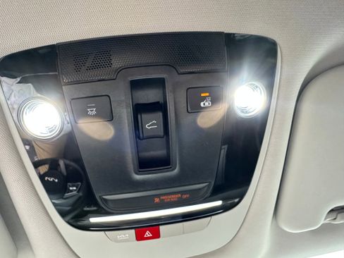Used 2024 Kia Seltos EX AWD/4WD image 31