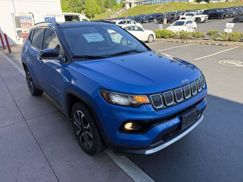Used 2022 Jeep Compass Limited AWD/4WD image 7
