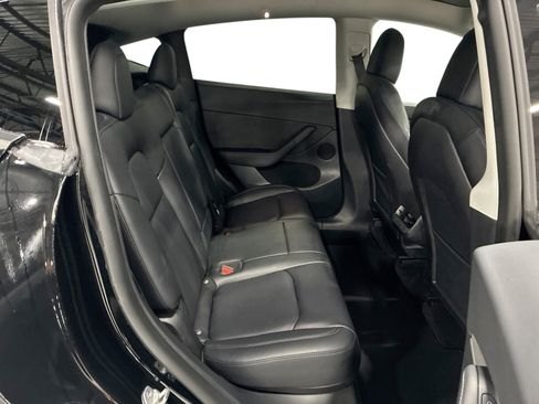 Certified 2022 Tesla Model Y Performance AWD/4WD image 11
