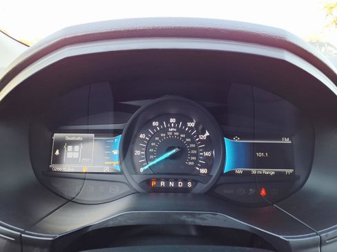 Certified 2024 Ford Edge SE image 25