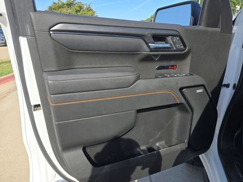 Used 2025 GMC Sierra 1500 AT4 AWD/4WD image 21