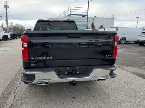 Used 2025 Chevrolet Silverado 1500 LTZ AWD/4WD image 7