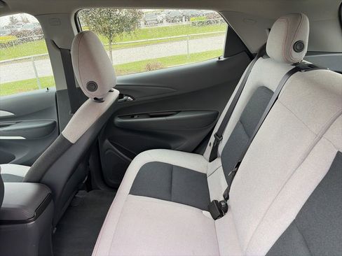 Used 2020 Chevrolet Bolt LT FWD image 38
