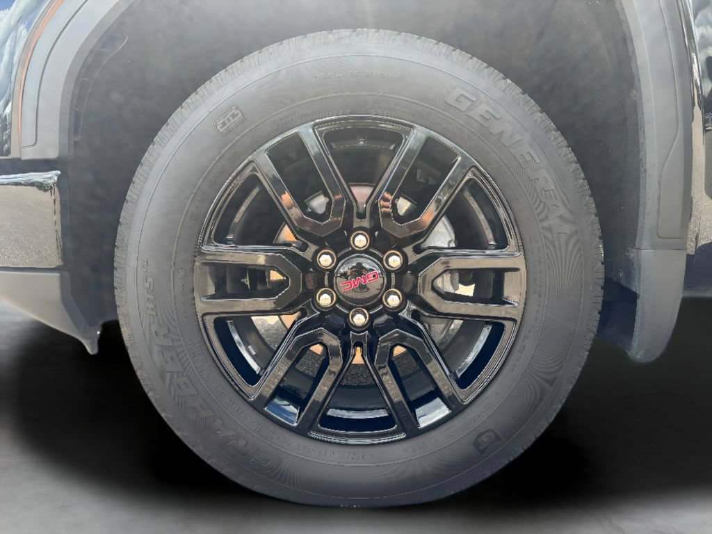 Used 2025 GMC Sierra 1500 Elevation AWD/4WD image 3