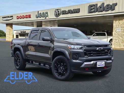 Used 2023 Chevrolet Colorado Trail Boss w/ LPO, Dark Essentials Package AWD/4WD image 1