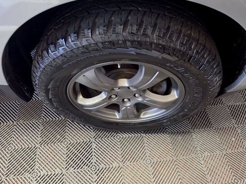 Used 2015 Honda Pilot EX image 32
