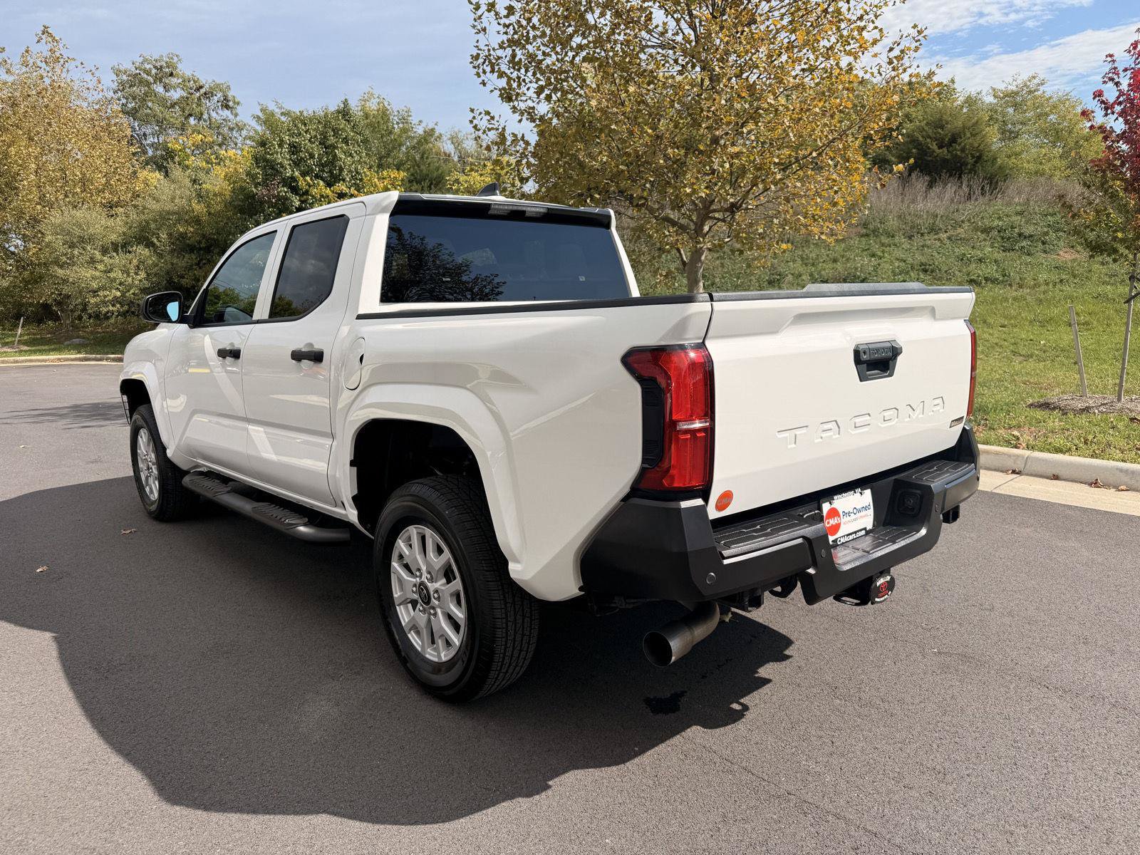 Used 2024 Toyota Tacoma SR w/ SR Upgrade Package RWD image 7