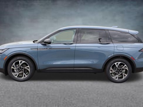 New 2026 Lincoln Nautilus Premier w/ Equipment Group 102A AWD/4WD image 4