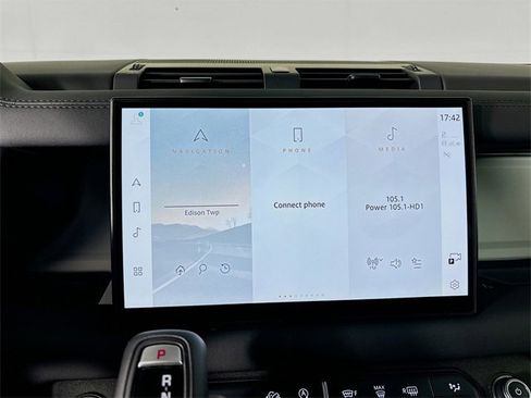 New 2025 Land Rover Defender 110 S image 16