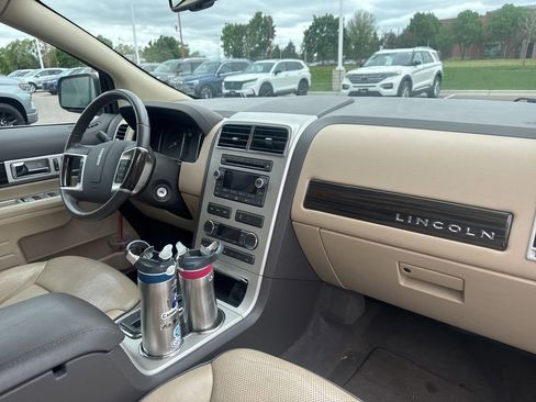 Used 2008 Lincoln MKX 2WD image 11