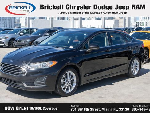 Used 2019 Ford Fusion SE image 1