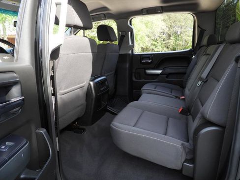 Used 2018 Chevrolet Silverado 1500 LT w/ Texas Edition AWD/4WD image 37