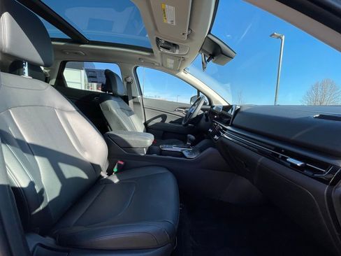 New 2026 Kia Sportage EX w/ EX Panorama Roof Package FWD image 31