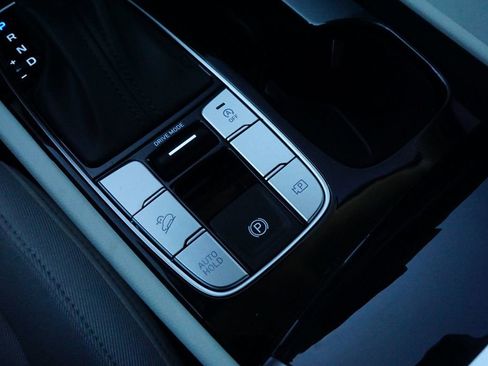 New 2026 Hyundai Tucson SE image 14