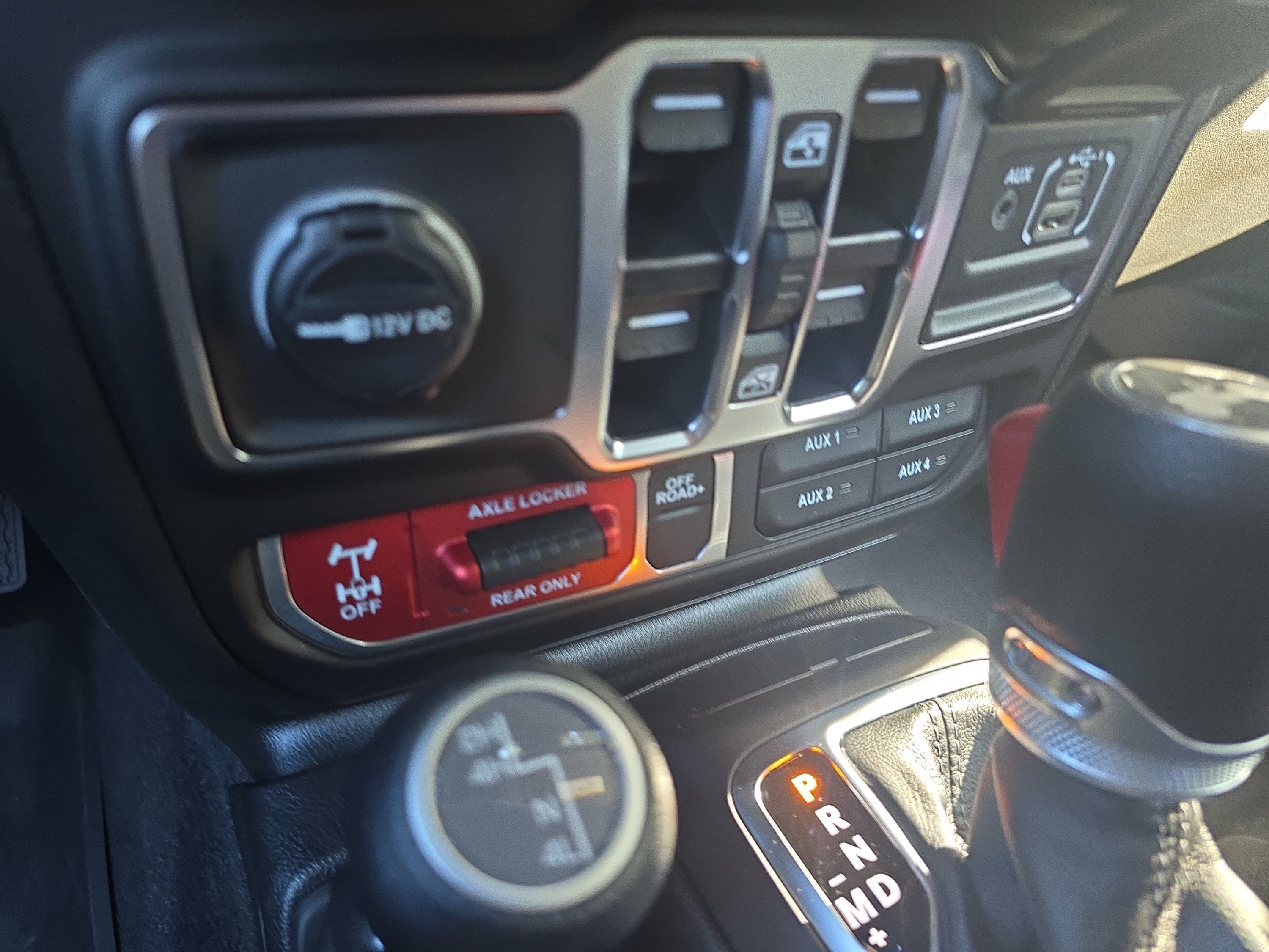 Used 2025 Jeep Wrangler Unlimited Sport AWD/4WD image 37