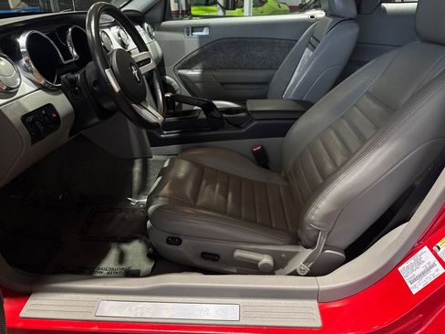Used 2005 Ford Mustang GT Premium image 84