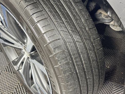 Used 2022 Lexus RX 350L FWD w/ Premium Package image 42