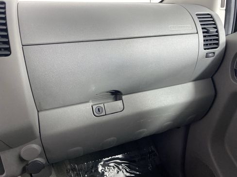 Used 2012 Nissan Frontier S AWD/4WD image 23