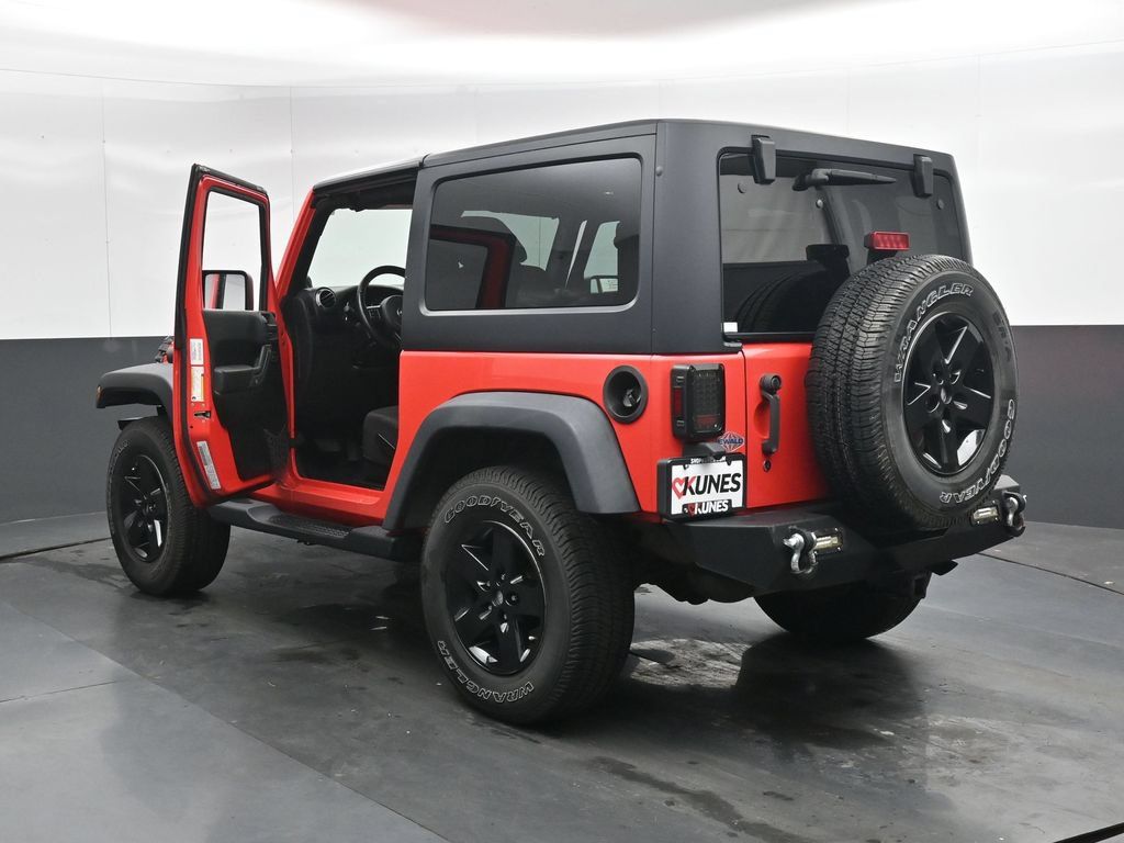 Used 2013 Jeep Wrangler Sport AWD/4WD image 36