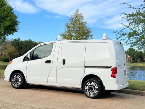 Used 2020 Nissan NV200 SV image 14