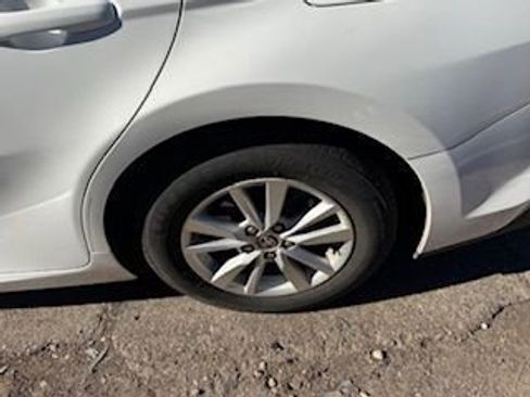 Used 2025 Toyota Camry LE image 8