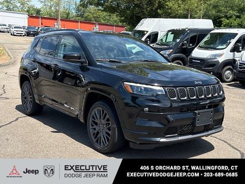 Used 2023 Jeep Compass High Altitude AWD/4WD image 5