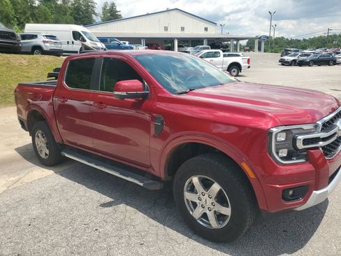 Used 2025 Ford Ranger Lariat w/ Chrome Accent Package AWD/4WD image 4