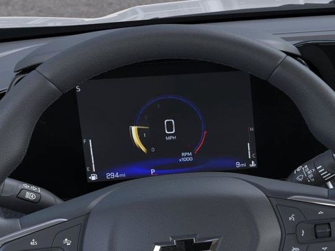 New 2026 Chevrolet Trax ACTIV w/ Sunroof Package FWD image 18