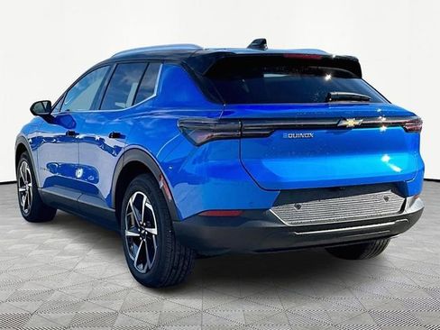 New 2026 Chevrolet Equinox EV LT image 4