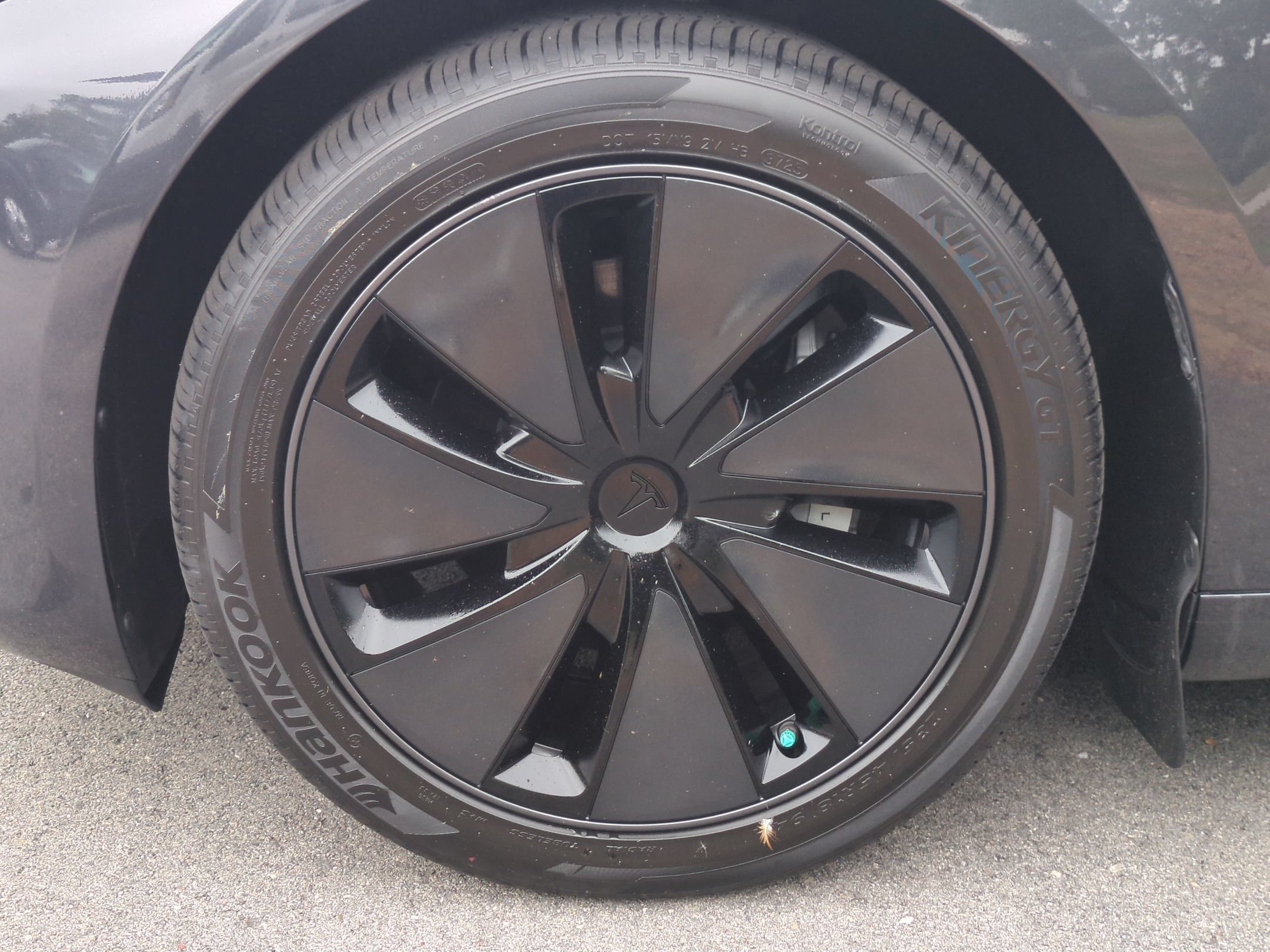 Used 2025 Tesla Model 3 Long Range AWD/4WD image 9